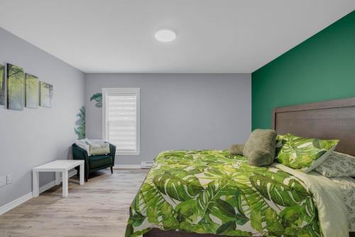 Saint John Apartment | Tranquil Sanctuary Sleeps 7 Nature & Convenience