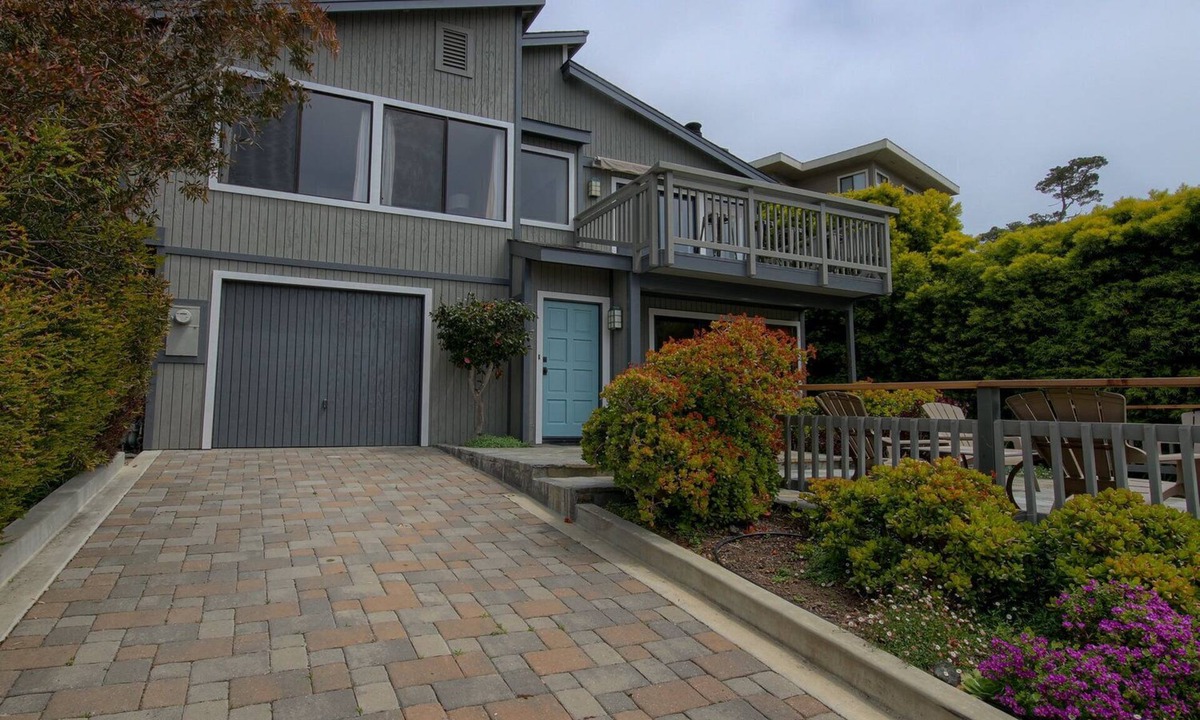 Marine Terrace House | Tranquil Sounds of the Surf-Spring Special