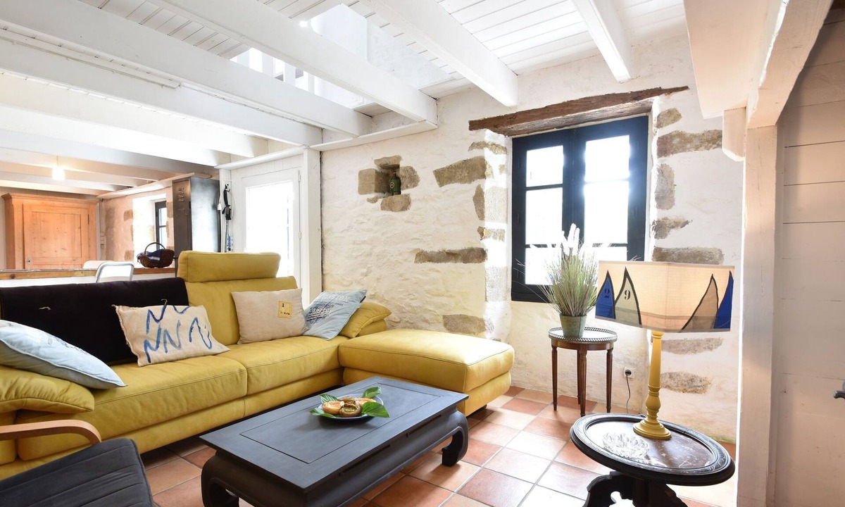 Cleden-Cap-Sizun House | Tranquil Stay Near Audierne