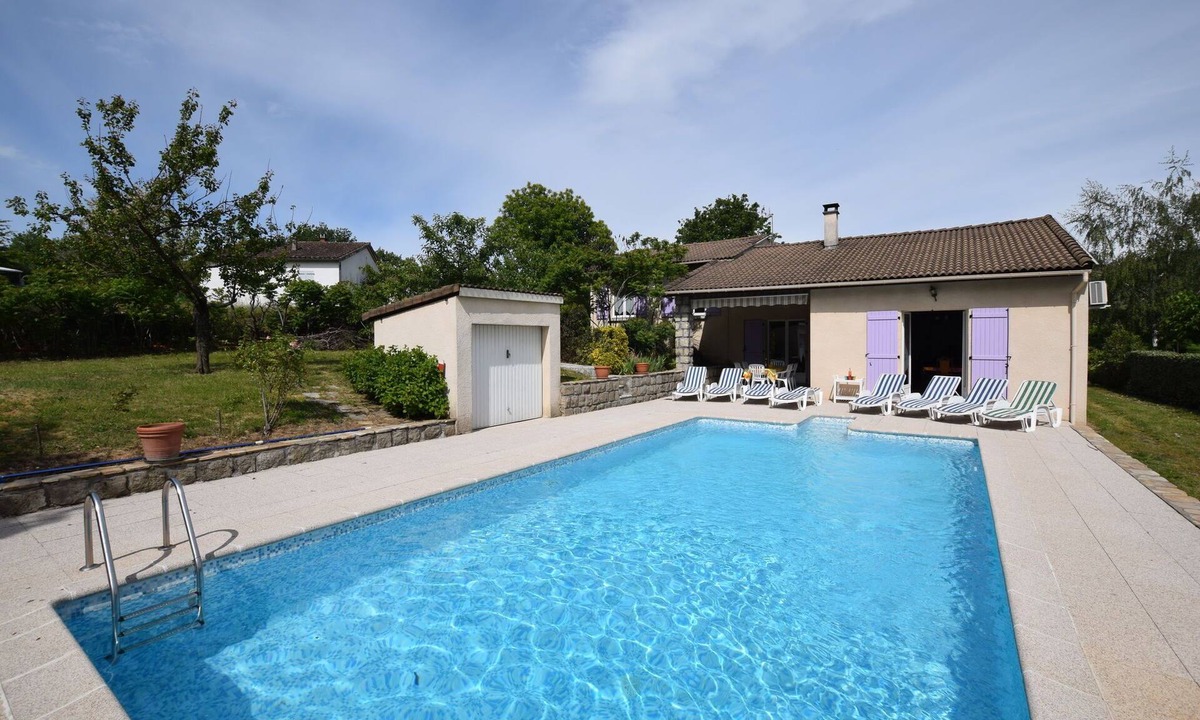 Sampzon House | Tranquil Villa at Rocher de Sampzon