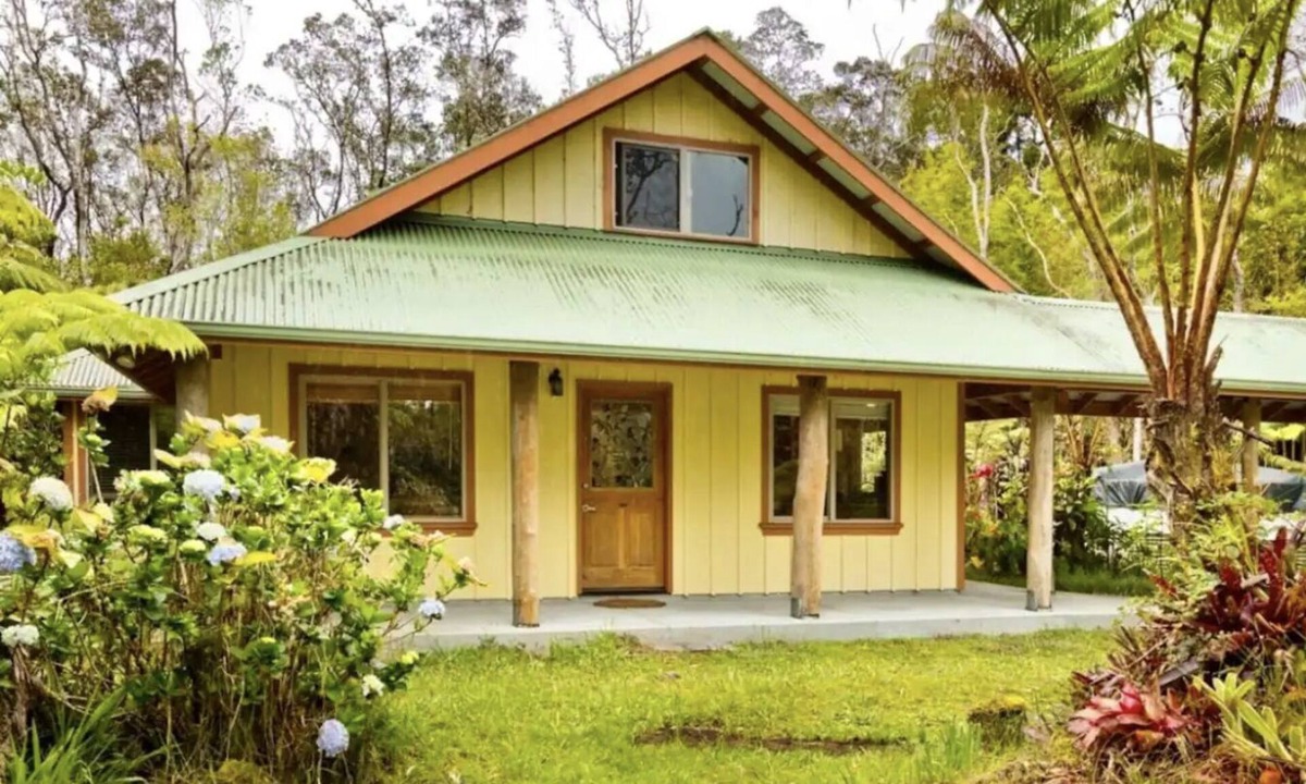 Volcano House | Tranquil Volcano Retreat with Rainforest Views