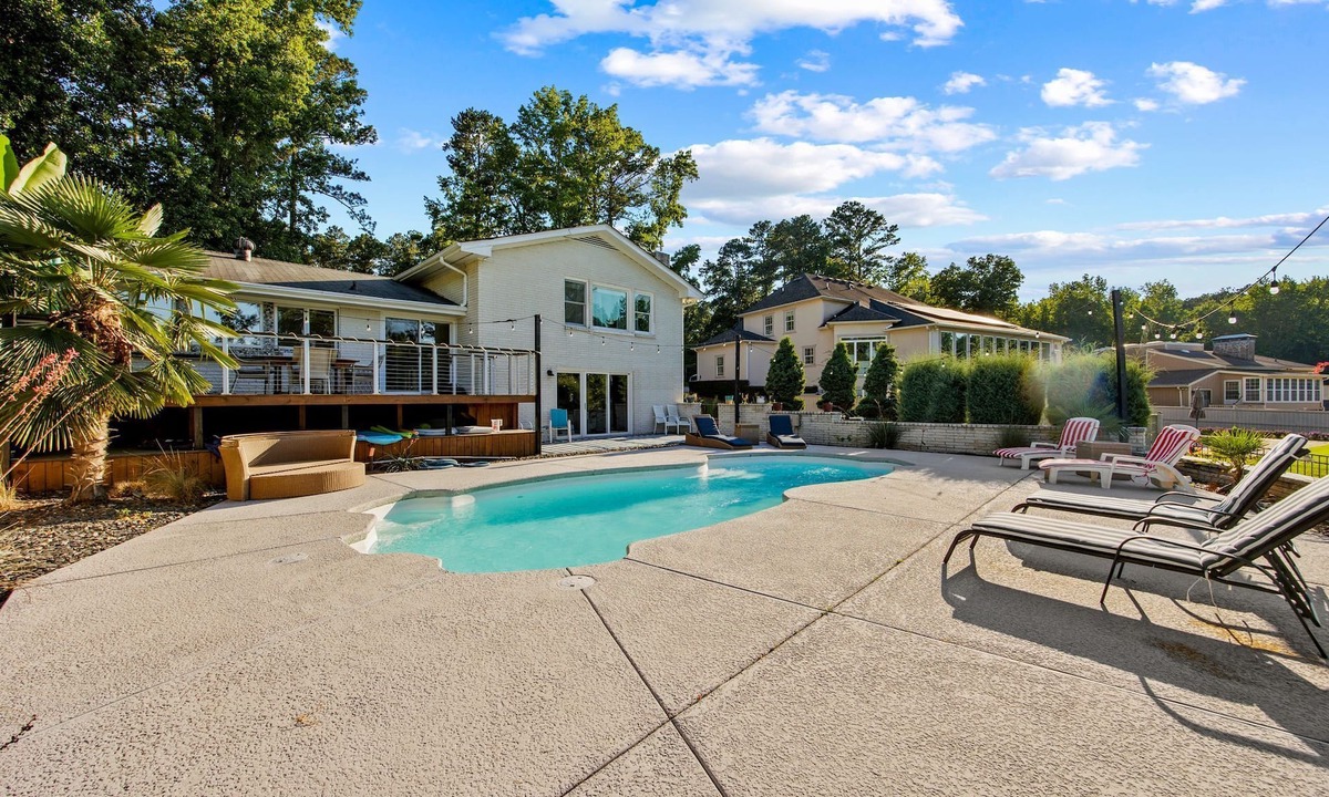 Jonesboro House | Tranquil Waters Lakehouse: Private Pool and Dock