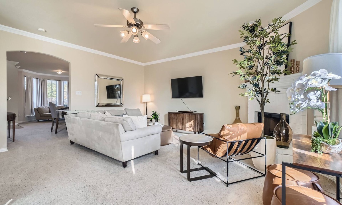 Fort Worth House | Tranquil Woodchase Getaway