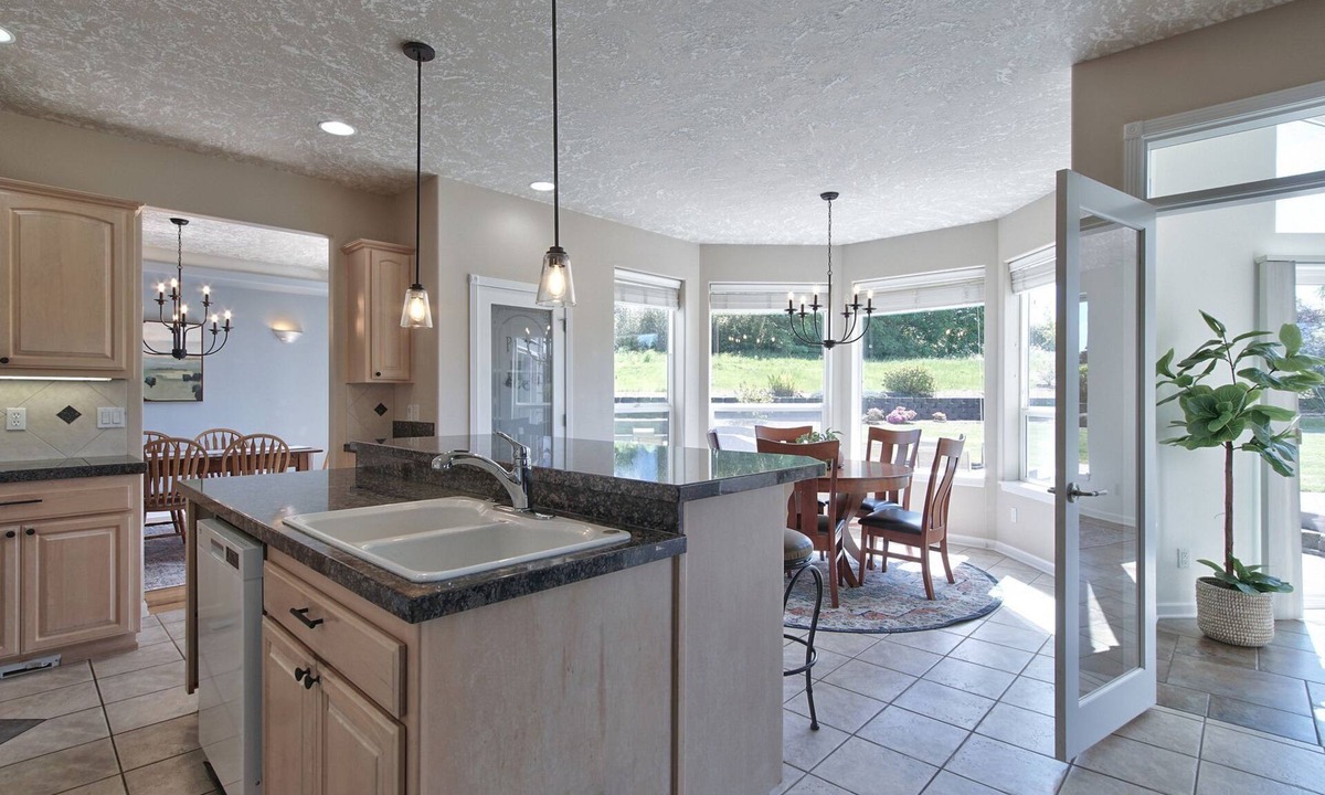 Salem House | Tranquility Beckons