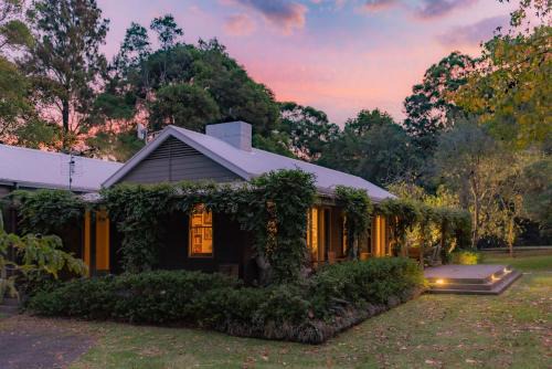 Broughton Vale House | Tranquility Berry