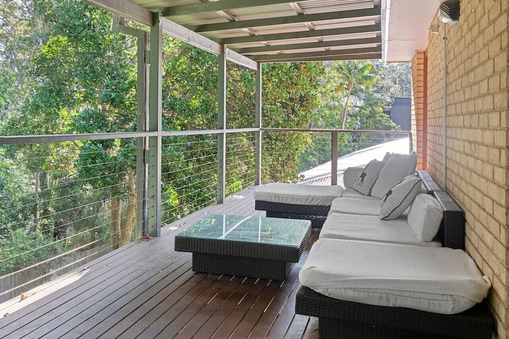 Erina Heights House | Tranquility & Skylights in Erina Heights