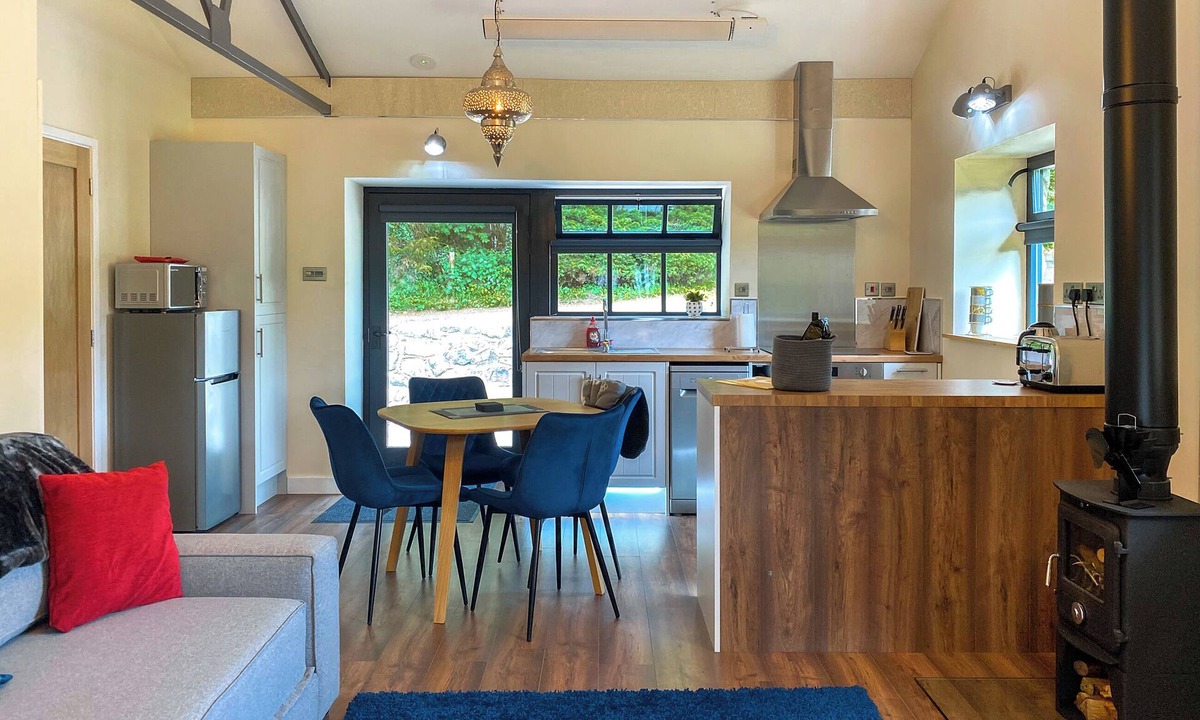 Stoke-on-Trent Cottage | Tranquillity-UK38552