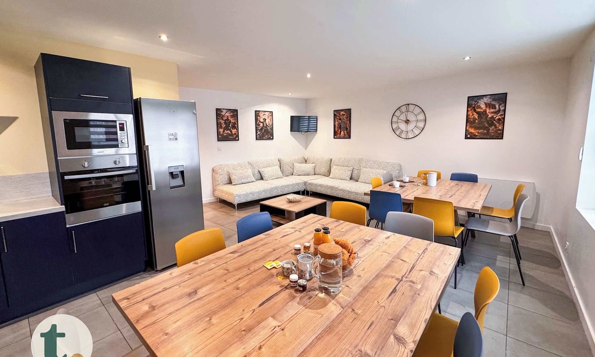 Saint-Mars-la-Reorthe House | Tranquiloue - Gite 15 personnes - 10min Puy du Fou