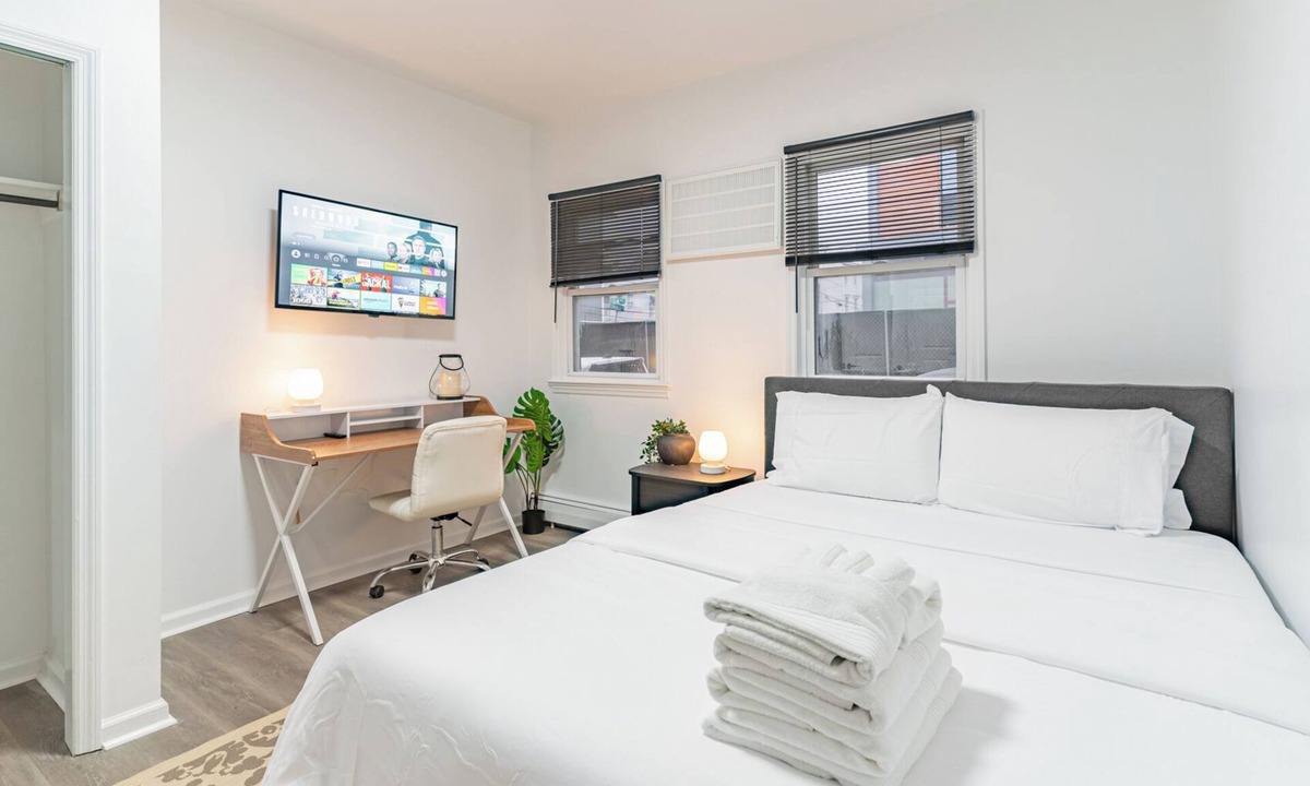 Ironbound District Bed & Breakfast | Transit Oasis: EWR 8 Min/Penn with Free Parking