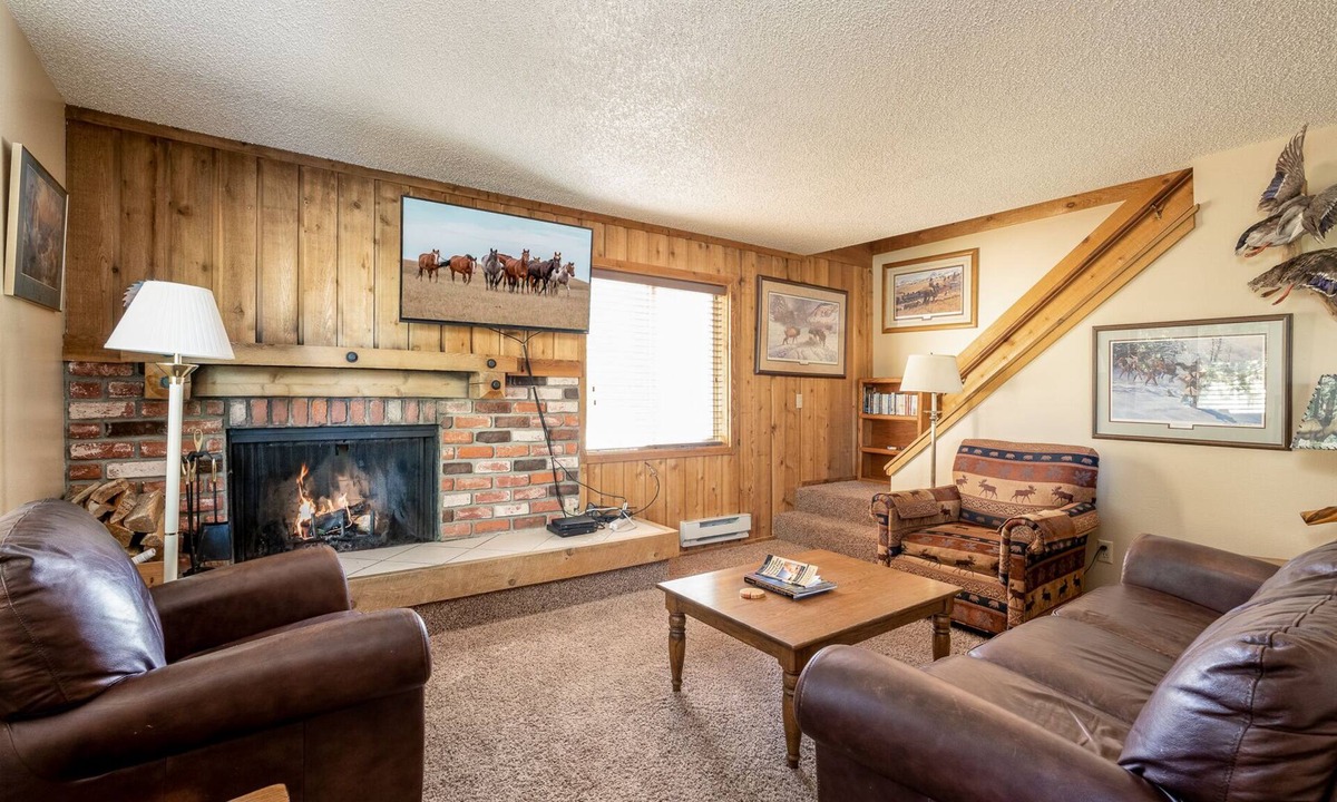 West Yellowstone House | Trapper 8