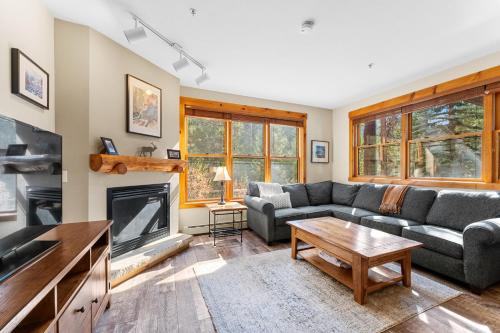 Keystone Apartment | Trappers Crossing 8780