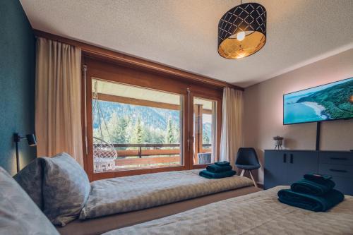 Nuegg Apartment | Traumhafte Alpenwohnung mit Bergblick Balkon Wiriehorn