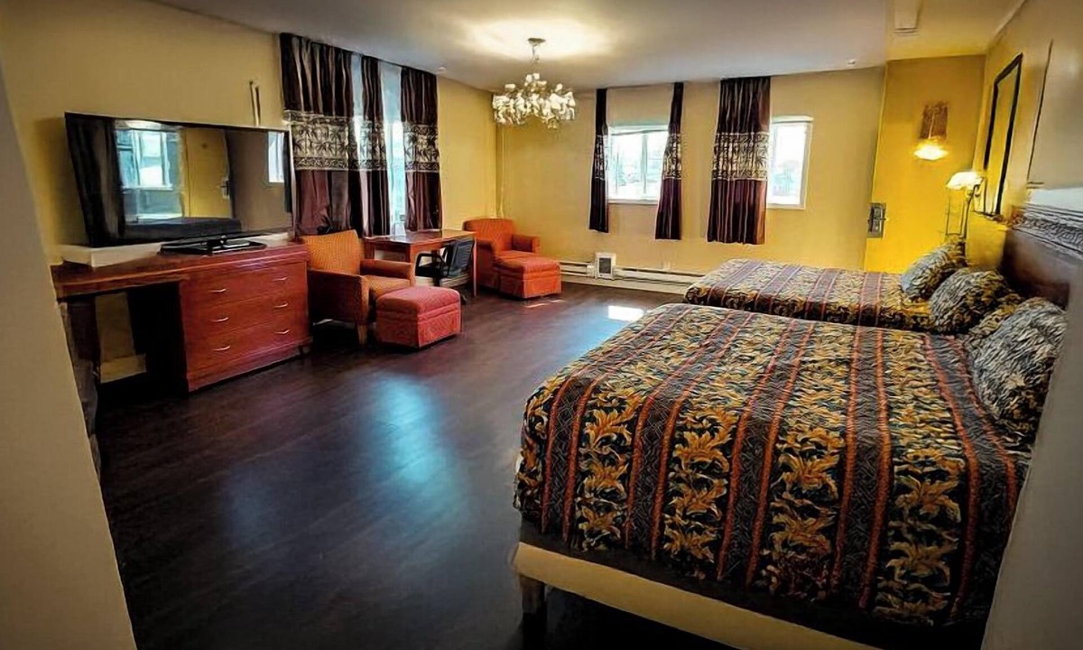 Outlook Hotel | Travel Inn