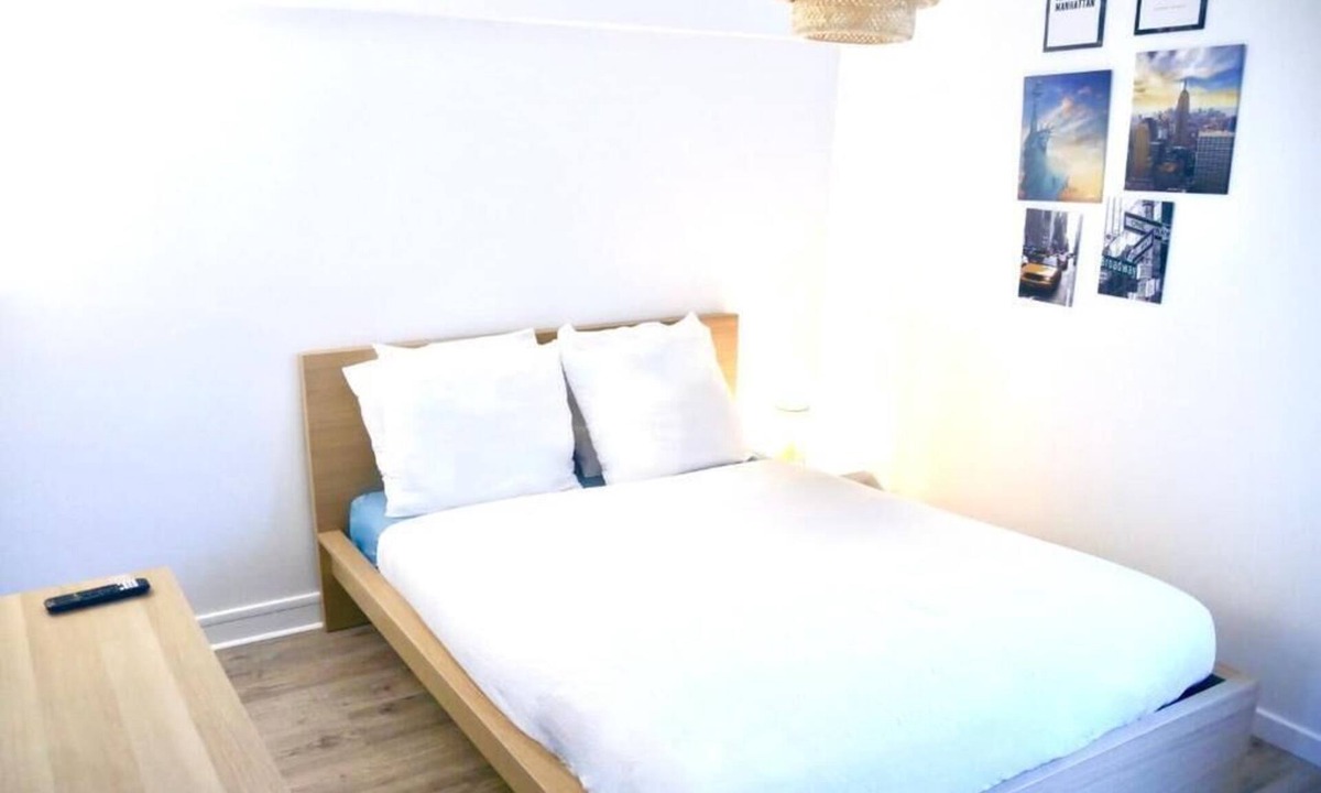 Sens Bed & Breakfast | Travel New York Shared Accommodation