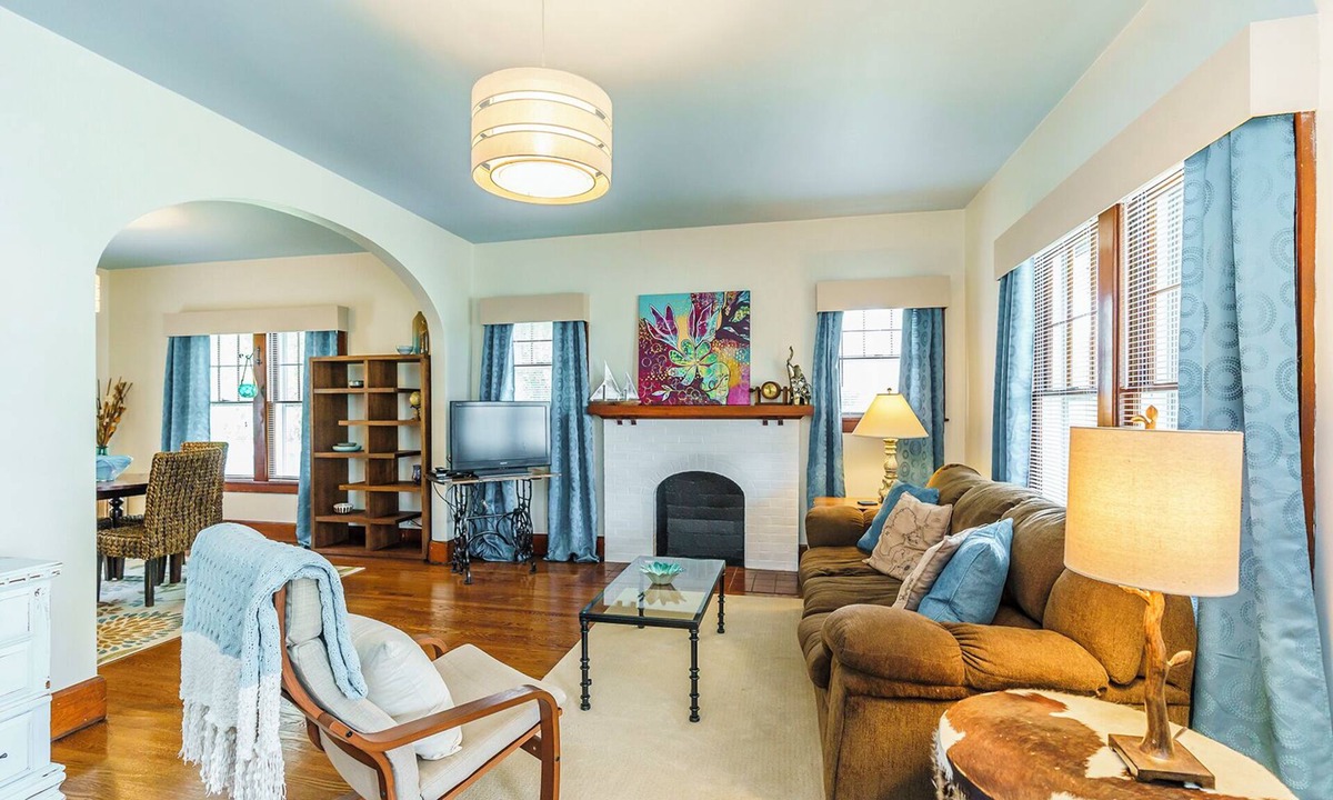 Berea House | Traveler's Cottage