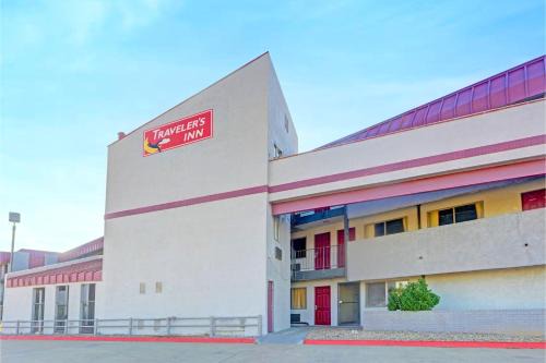 Wichita Falls Hotel | Travelers inn by OYO Wichita Falls