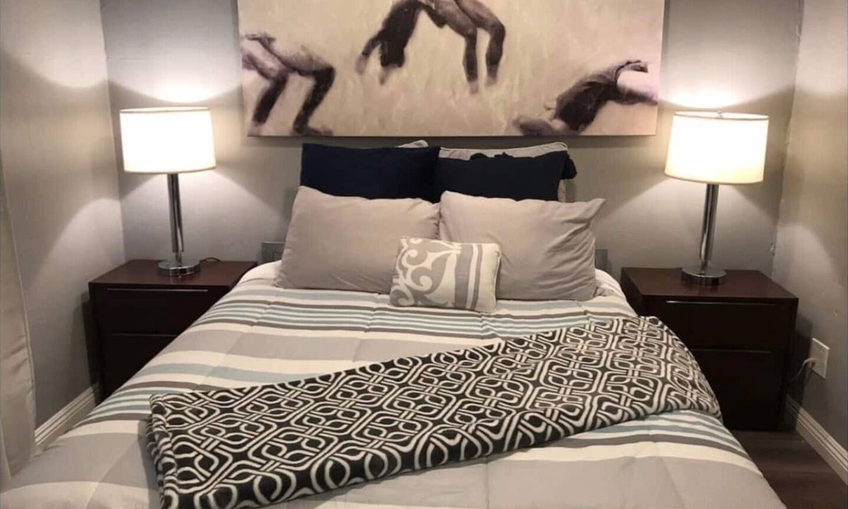 Pacific Terrace Hotel | Traveling with colleagues or another couple? We manage multiple suites in this building — message us about availability.