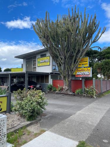 Gisborne Hotel | Travellers Inn Motel