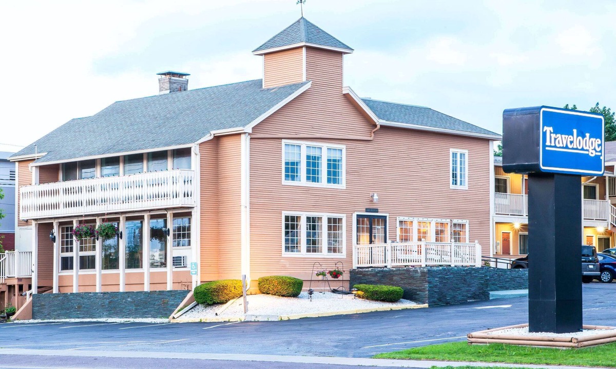 South Burlington Hotel | Travelodge by Wyndham South Burlington