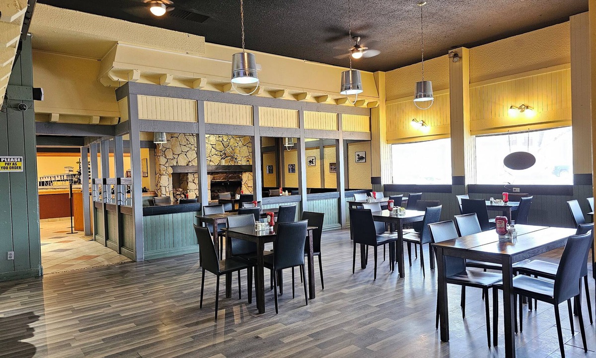 Prince Albert Hotel | Travelodge by Wyndham Prince Albert