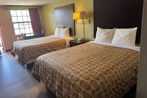 Dumas Hotel | Travelodge by Wyndham Dumas Arkansas