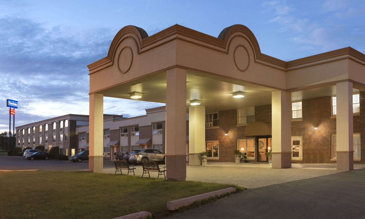 Edmundston Hotel | Travelodge by Wyndham Edmundston