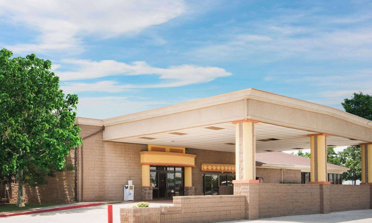 Enid Hotel | Travelodge by Wyndham Enid