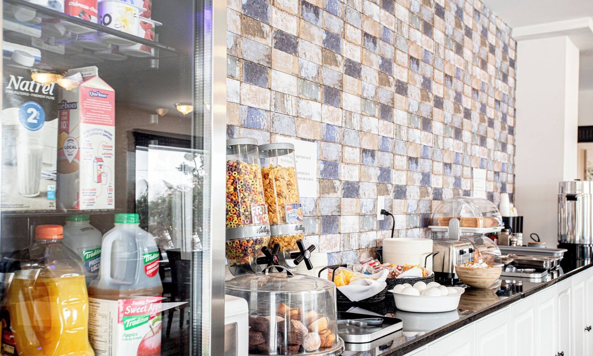 Rigaud Hotel | Travelodge by Wyndham Rigaud
