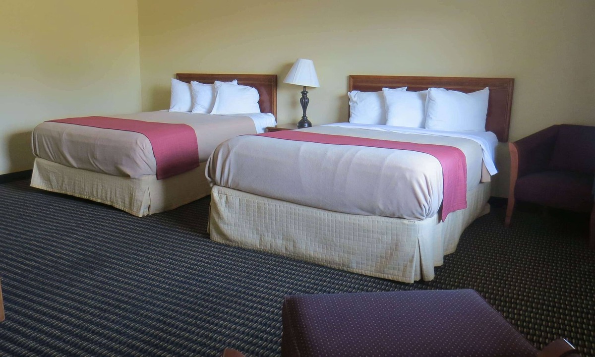 Stratton Hotel | Travelodge by Wyndham Stratton
