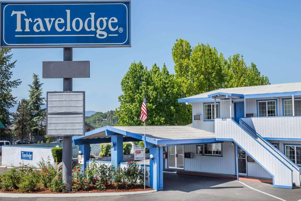 Grants Pass Hotel | Travelodge by Wyndham Grants Pass