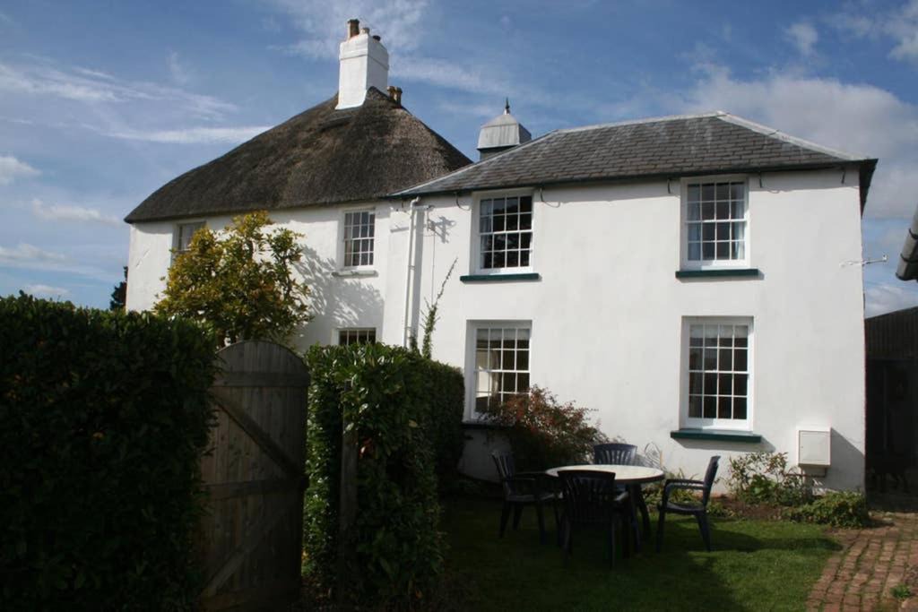 Exmouth House | Travershes Holiday Cottage