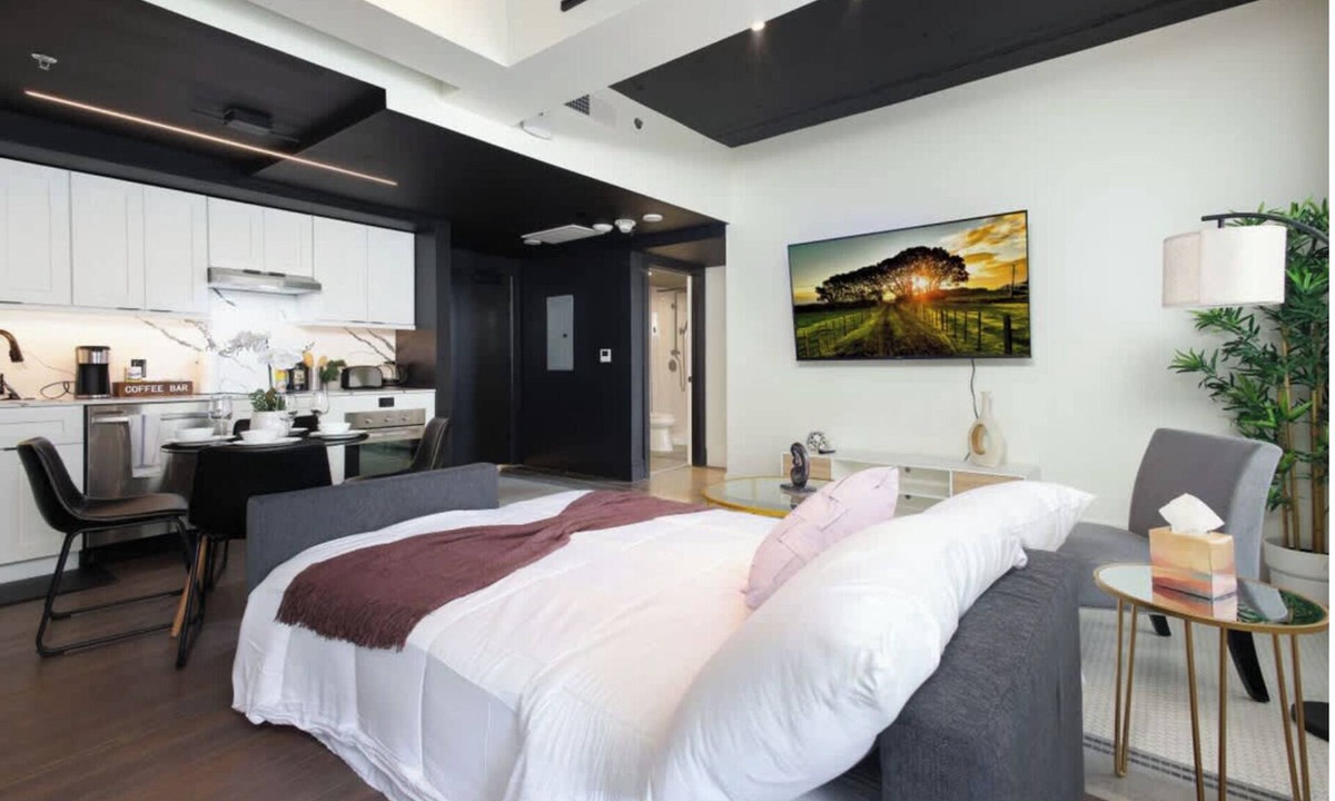 Downtown San Antonio Condo | Travis by Stylish Stays
