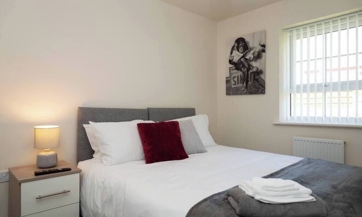 Macclesfield House | Treacle House by Our Home Short Stays