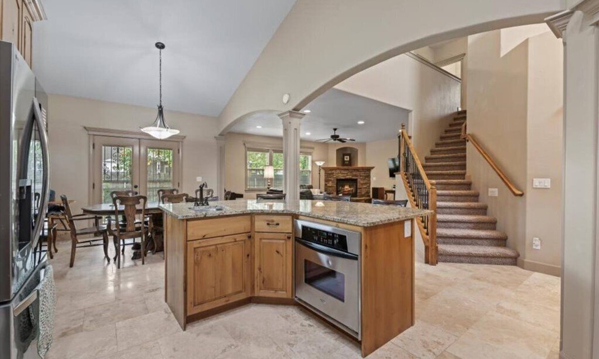 Boise House | Treasure Valley Haven: Spacious Family Escape 🏡