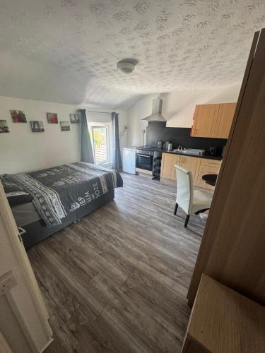 Tredegar House | Tredegar studio flat