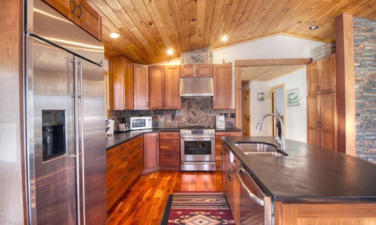 Lake Placid House | Tree House Feel in a Perfect Location