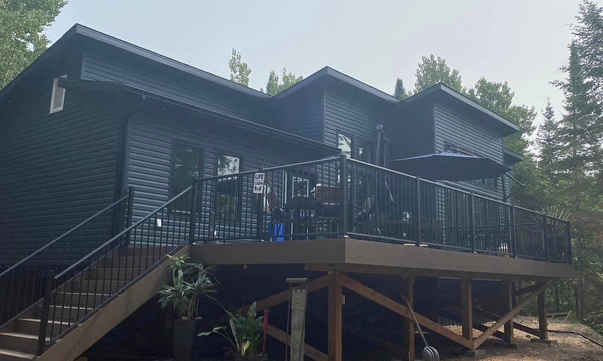 Lac du Bonnet Cabin | Tree Top Getaway in exclusive Cape Coppermine