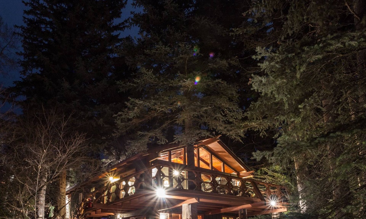 Sundance Cabin | Treehouse by the Stream