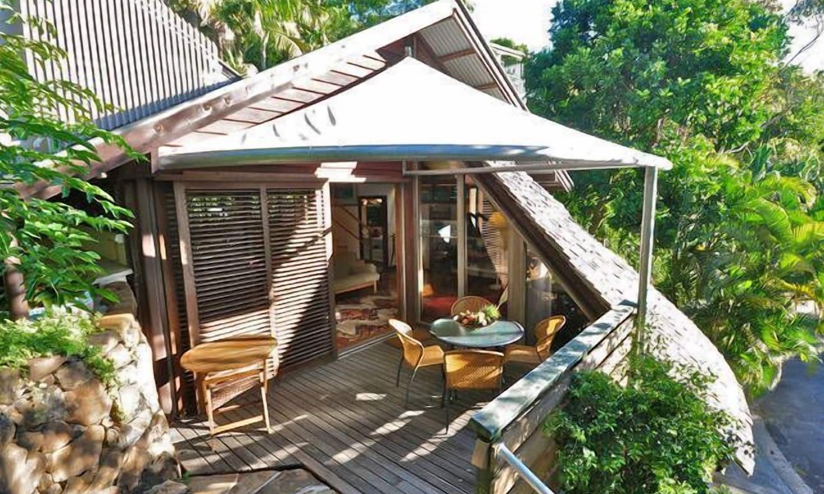 Byron Bay Cottage | Treehouse Studio at the fabulous Wategos Beach