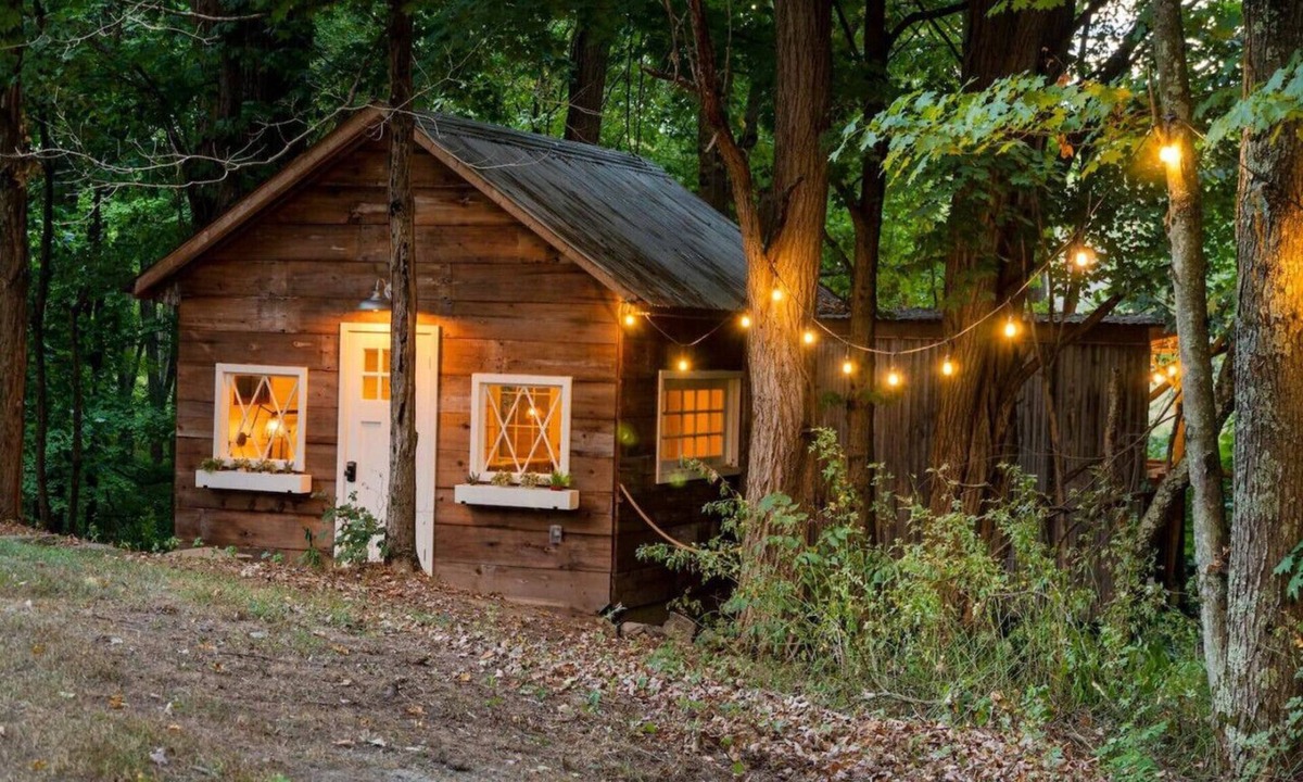 Salt Point Cabin | Treehouse With Outdoor Bathtub & Stream!