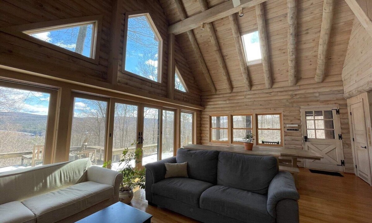 Tyringham House | Treetop Hideaway in Tyringham