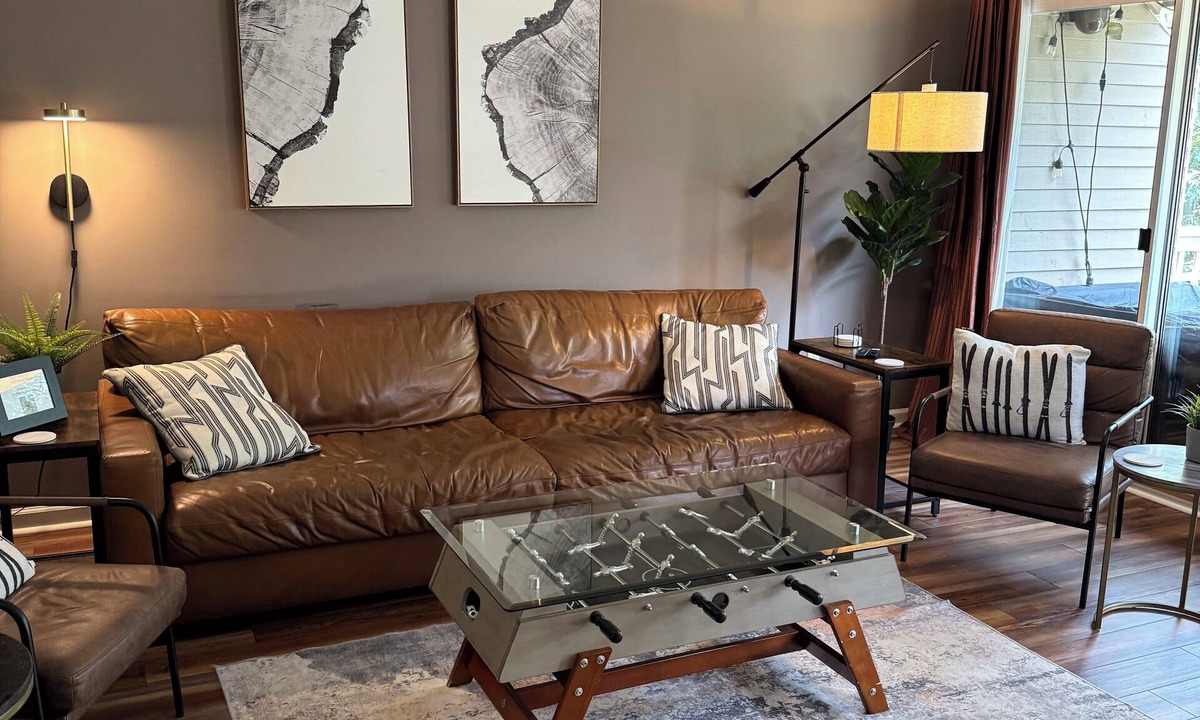 Nellysford Condo | Treetop Mountain Escape - Fireplace, Views & Pool