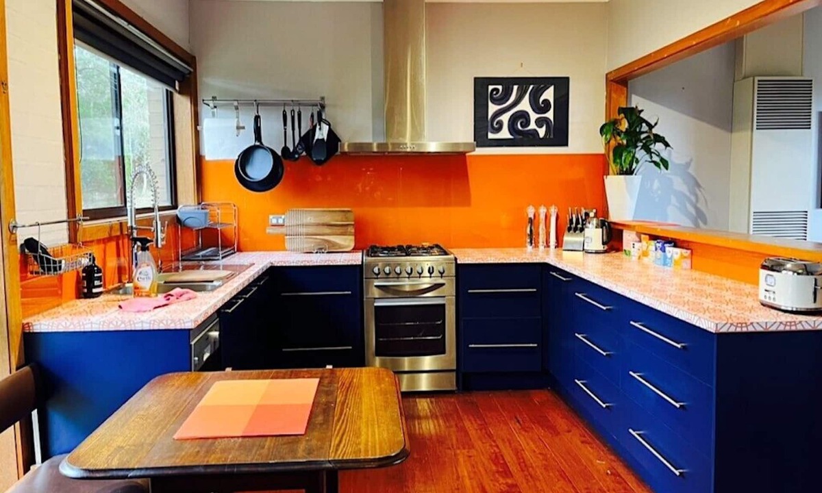 Silvan House | Treetops Apartment 7 night discounts