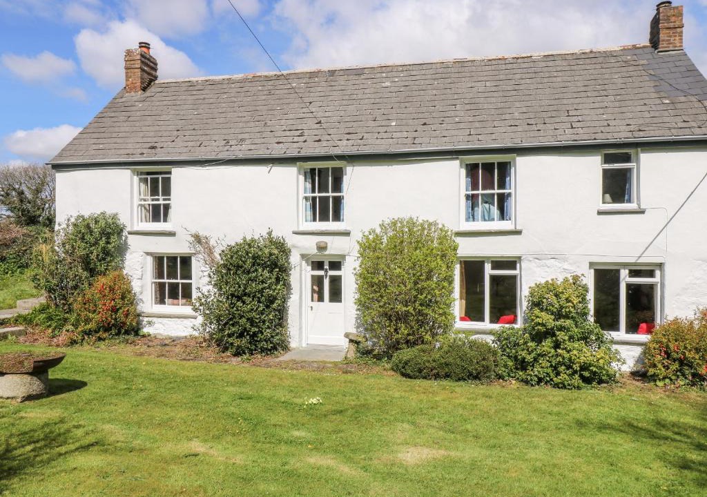 Helford Passage House | Tregithey Farmhouse