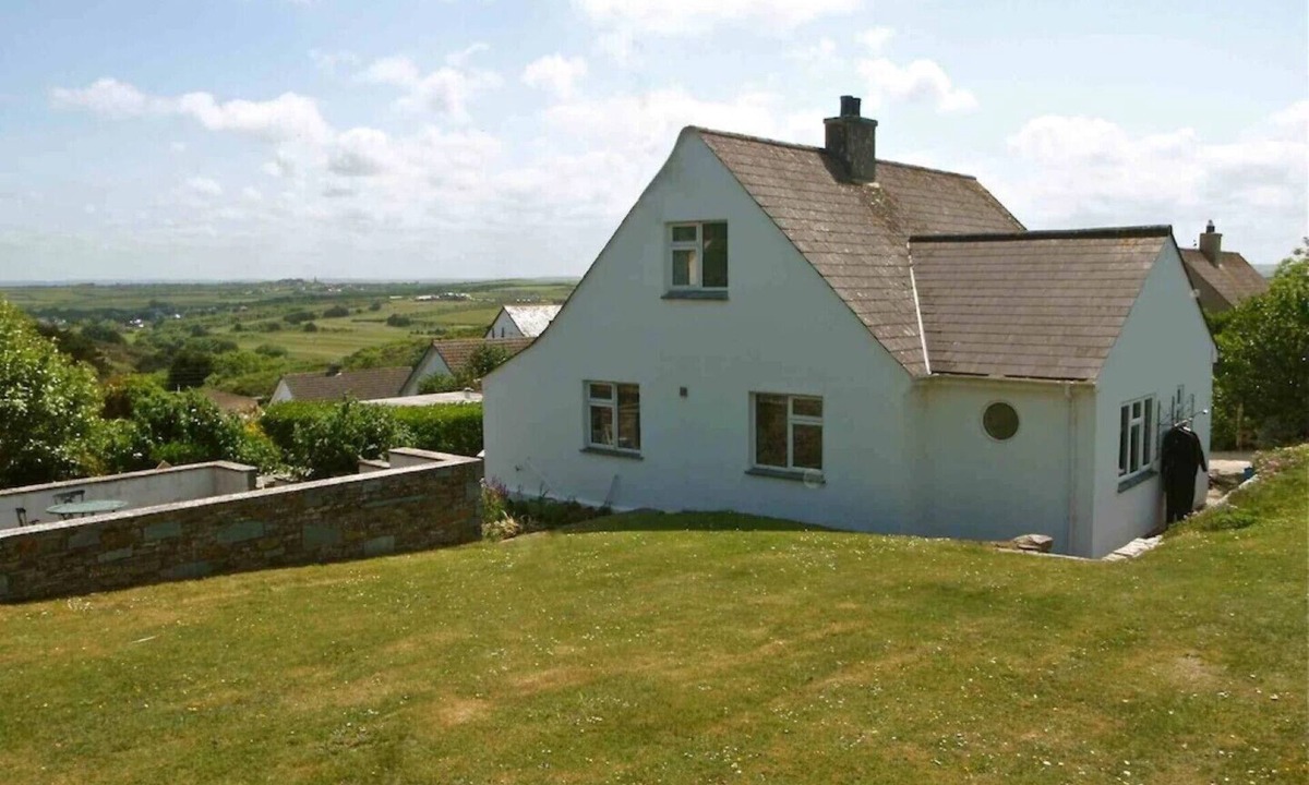 Trebetherick House | Trehanoo House and the Annexe