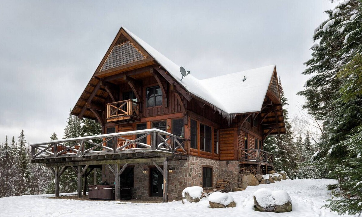 Lac Superieur Village Cottage | Tremblant Mountain Chalets