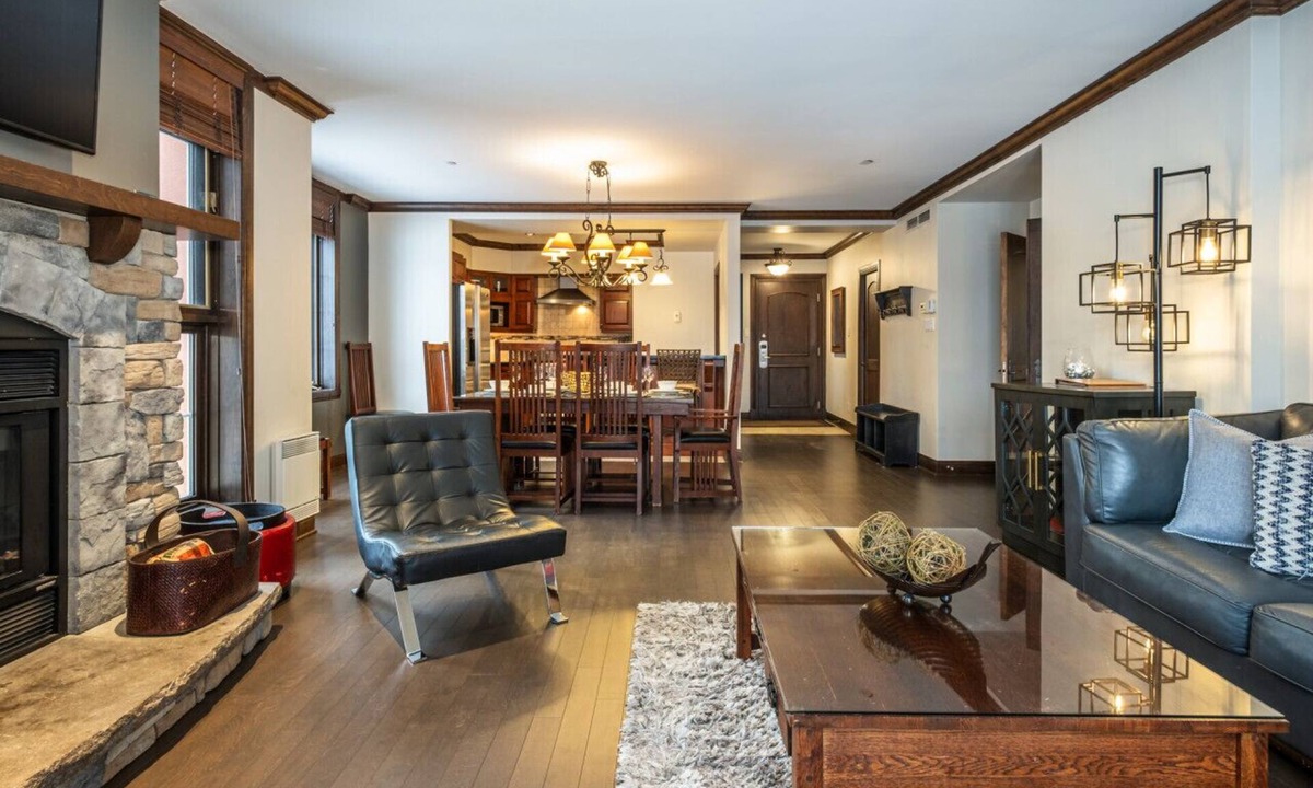 Mont-Tremblant Pedestrian Village Condo | Tremblant Prestige - Bondurant 95-10