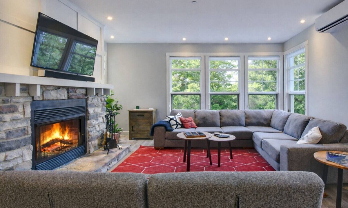 Tremblant-Les-Eaux Apartment | Tremblant Prestige - Les Eaux 207-2