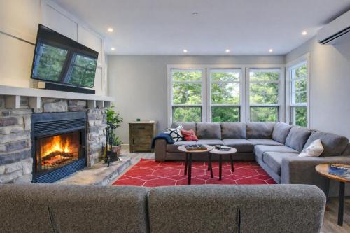 Tremblant-Les-Eaux Apartment | Tremblant Prestige - Les Eaux 207-2