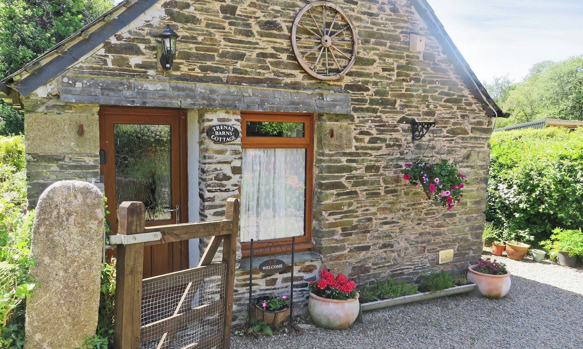 St. Neot Cottage | Trenay Barns Cottage